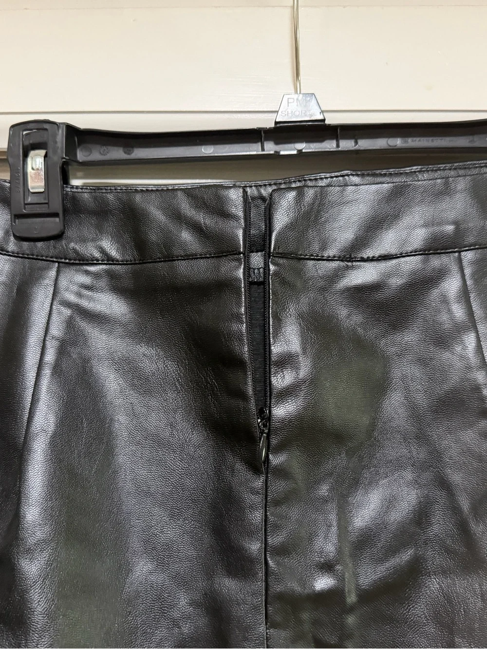NWT Lulus Corte Black Vegan Leather Mini Skirt‎ Size Medium